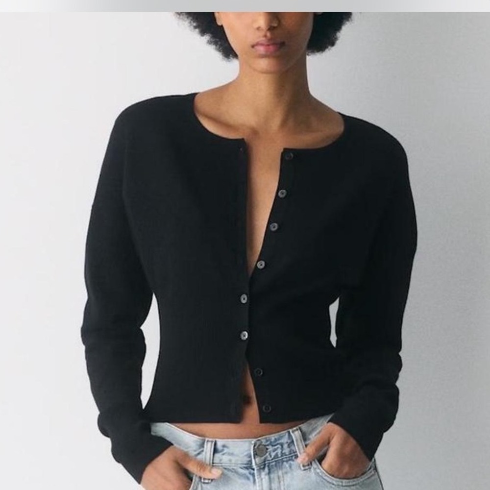 Aritzia Wilfred Golightly 100% Cashmere Cardigan Black XS Slim Fit Knit Sweater‎